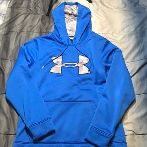 Men’s Small Under Armor Blue and Gray Camo Hoodie